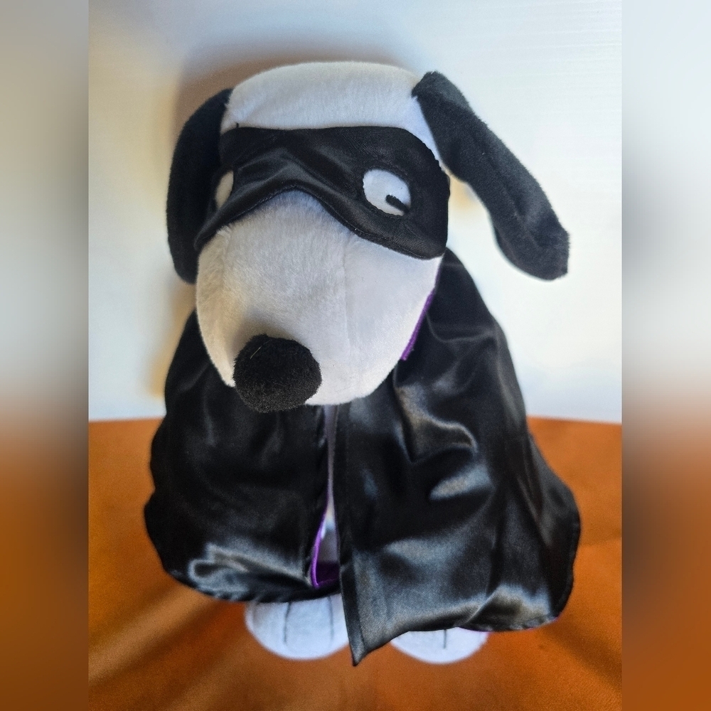 Snoopy Peanuts Hallmark Count Snoopula Vampire Motion & Sound Plush Woodstock